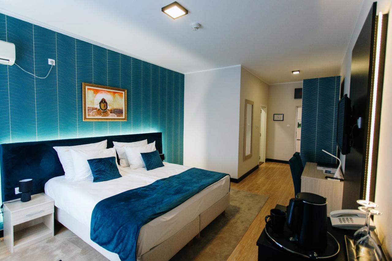 Hotel Srem Sremska Mitrovica Dış mekan fotoğraf