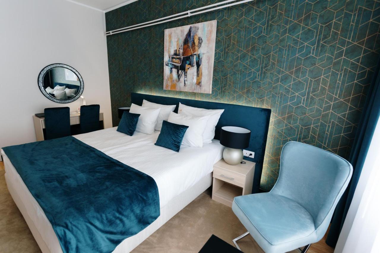 Hotel Srem Sremska Mitrovica Dış mekan fotoğraf