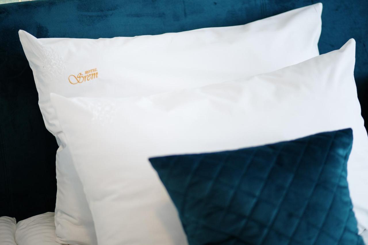 Hotel Srem Sremska Mitrovica Dış mekan fotoğraf