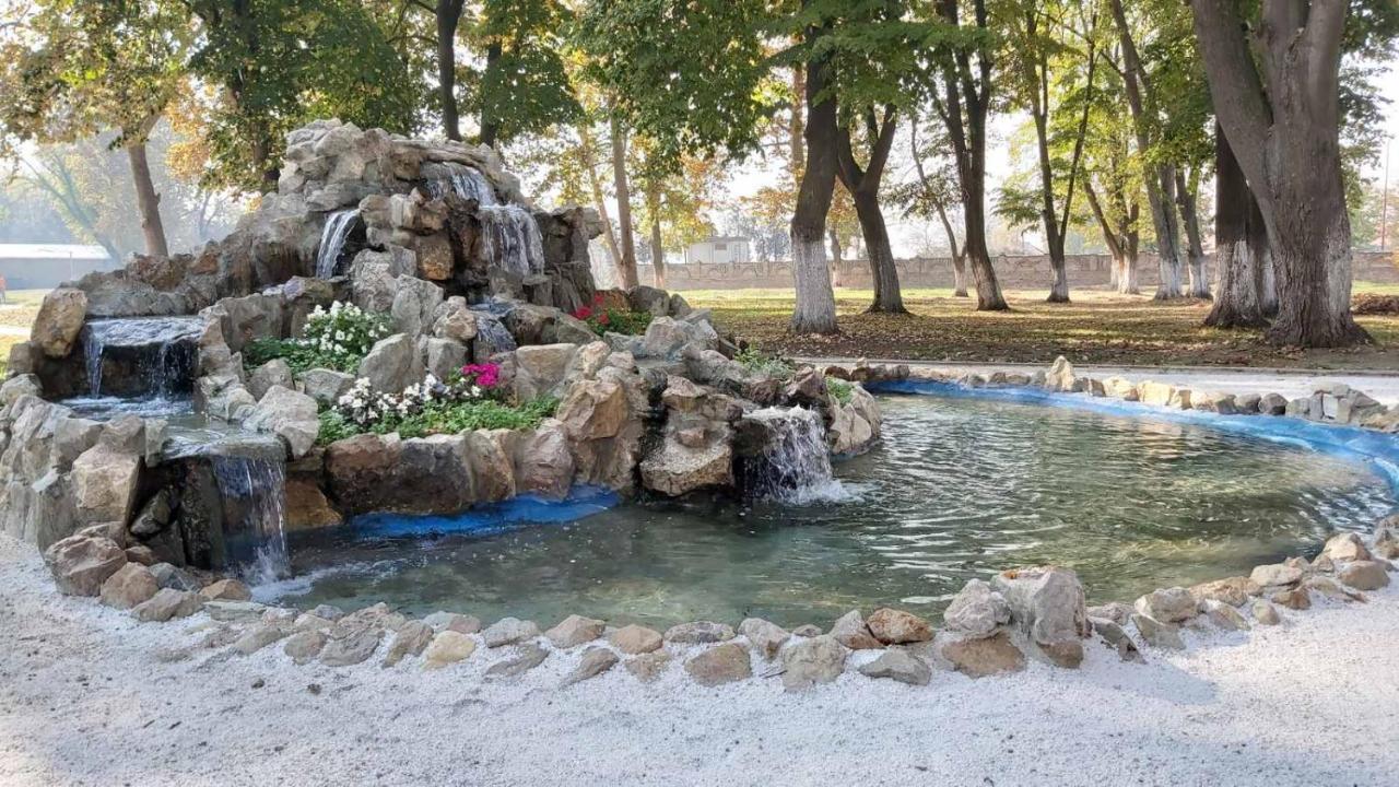 Hotel Srem Sremska Mitrovica Dış mekan fotoğraf